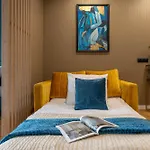 Deoplaza - Loftaffair Collection Apartment